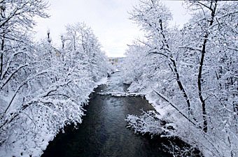 Fluss im Winter  (Töss bei wespimühle in wülflingen)
