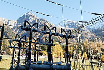 Wasserkraftwerk im Bergell bei Löbbia